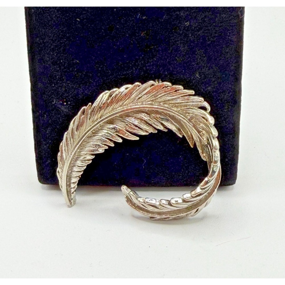 Feather Quill Vintage Mid-Century Brooch Pin Silver Tone Textured Detailed